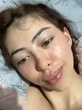 Lauri_Greeneyes1  live sex cam