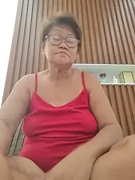 Sunflower1956  live sex cam