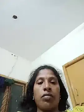 Umathamil  live sex cam