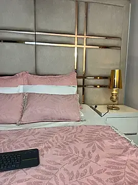 AlliceJhones  live sex cam