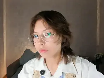 AmberKettinger  live sex cam