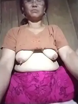 Benryrose77  live sex cam