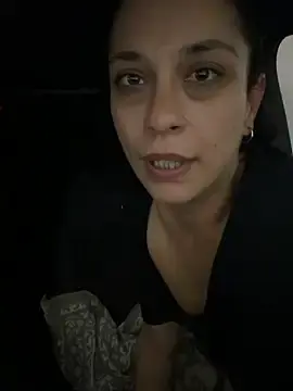 LaMissBagnata  live sex cam