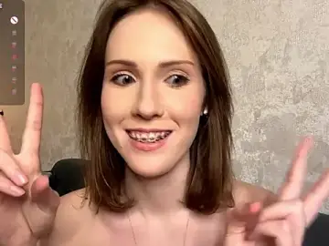 MargaretShyandSkinny  live sex cam