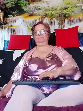 QueenPammy1  live sex cam