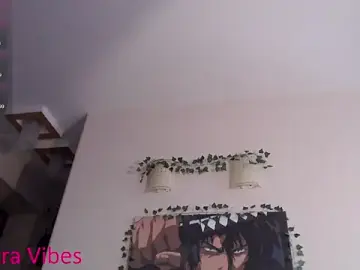 Bless_u  live sex cam