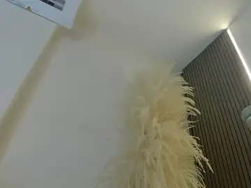 Lulu_072  live sex cam