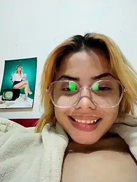 ByNara  live sex cam