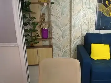 GoldenLadyyy  live sex cam