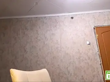 Jolievic  live sex cam