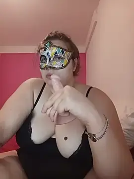 Margaux231  live sex cam