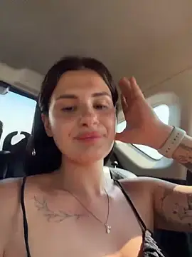 MiraReach  live sex cam