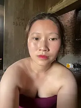 Miu-2k7  live sex cam