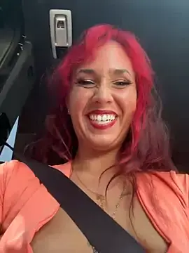 Phoenix_May  live sex cam