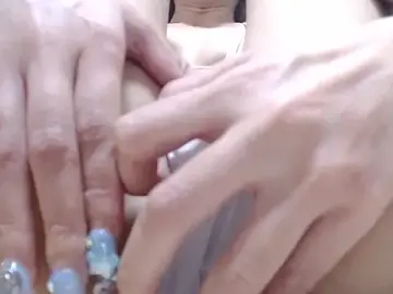 _hiyor_  live sex cam