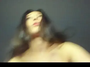 Skinnyeva  live sex cam
