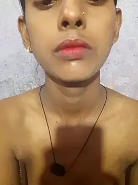 Saloni-Tyagi  live sex cam