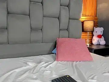 Ellie_doll1  live sex cam