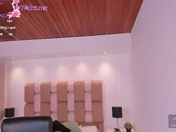 Victoria_mooree  live sex cam