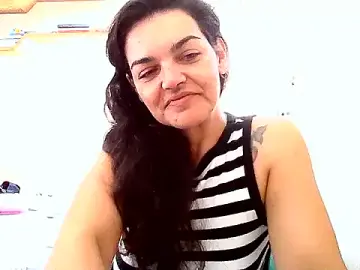 BetinaDiniz  live sex cam