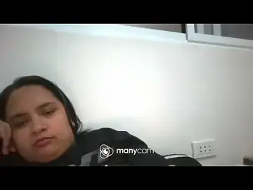PlayfulAnne  live sex cam
