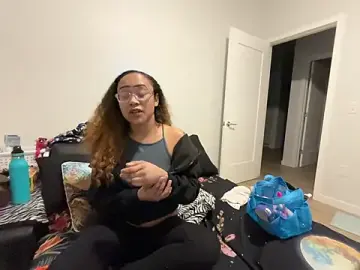 ReeseZen  live sex cam