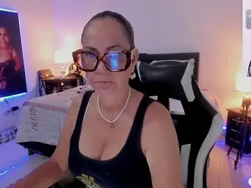 RubyStrome  live sex cam