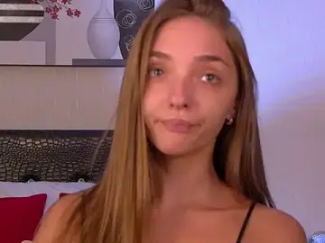 VirginieCruz  live sex cam