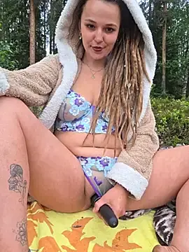 Bitch_Marley  live sex cam