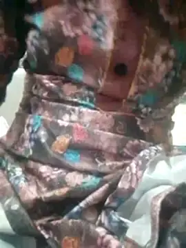 Naughty_poonam  live sex cam