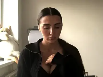 Ellya_  live sex cam