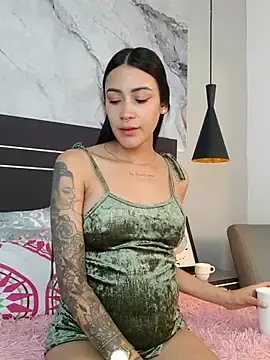 SelenaRose_  live sex cam