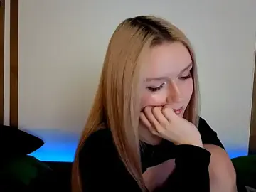 Viyy  live sex cam