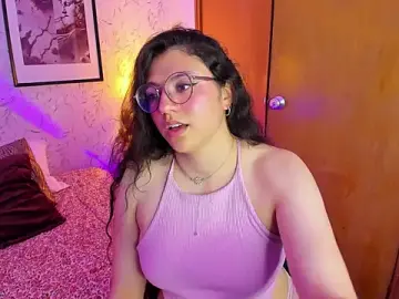 Angelie_Rosebrm  live sex cam