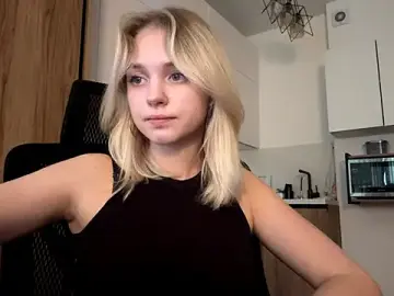 EveryoneEve  live sex cam