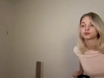 EveryoneEve  live sex cam