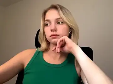EveryoneEve  live sex cam