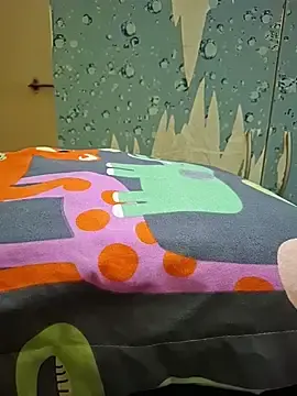 Jennie_235  live sex cam