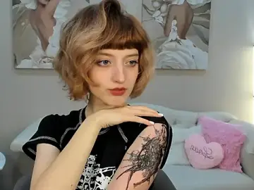 MistyMarlo  live sex cam