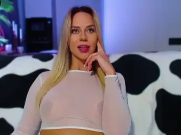 SexyyEvelyn  live sex cam