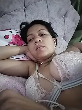 Tiphanydirty3  live sex cam