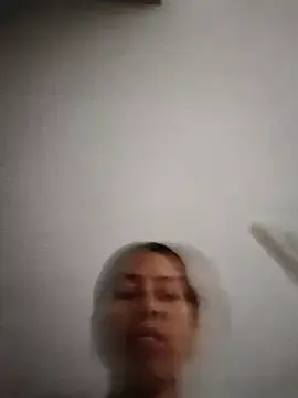 Tiphanydirty3  live sex cam