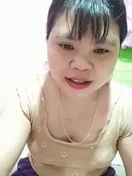Xuka_lyss  live sex cam