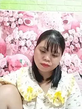 Xuka_lyss  live sex cam