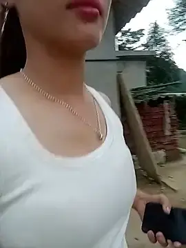 Gogo-min  live sex cam