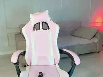 Jasmilee  live sex cam