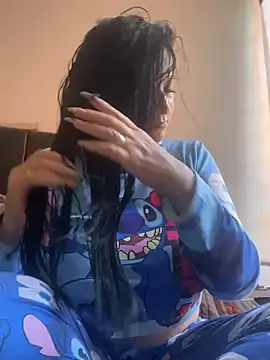 Sky_col  live sex cam