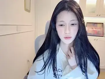 Xxxlovexiner  live sex cam