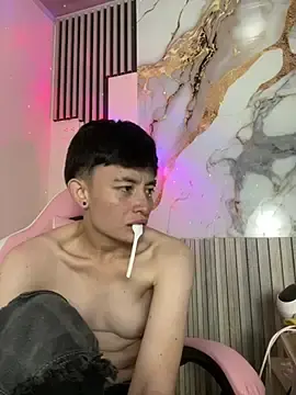 Nico_19x  live sex cam