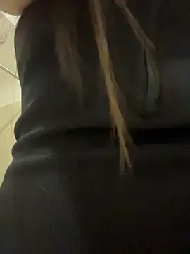 ReggieG  live sex cam